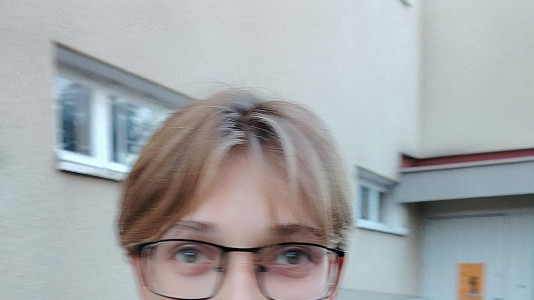 q