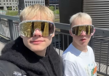 q
