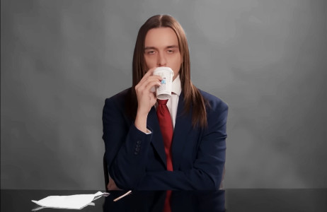 q