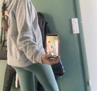 q