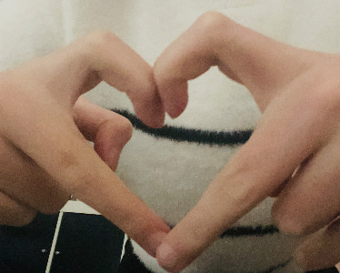 q