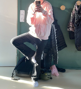 q