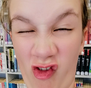 q