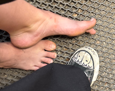 q