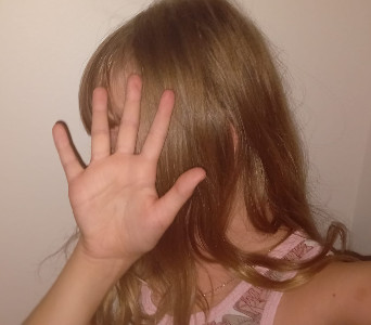 q